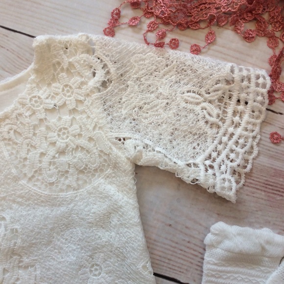 Boutique Baby Girls Lace Romper - Picture 2 of 4